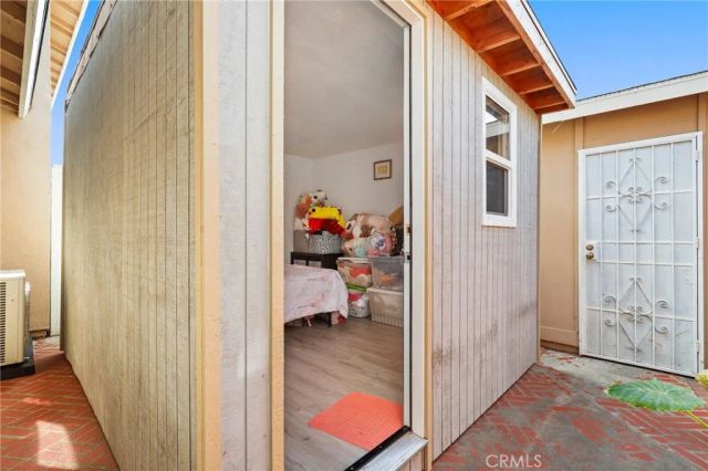 15940 Silvertip Court, Fountain Valley, CA 92708