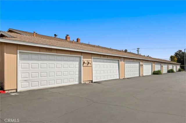 15940 Silvertip Court, Fountain Valley, CA 92708