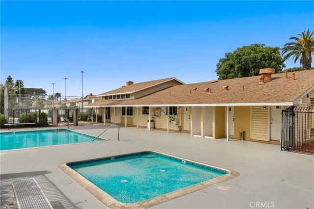 15940 Silvertip Court, Fountain Valley, CA 92708