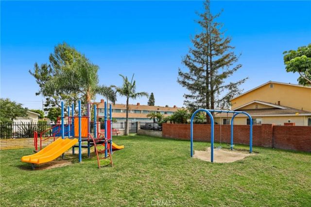 15940 Silvertip Court, Fountain Valley, CA 92708
