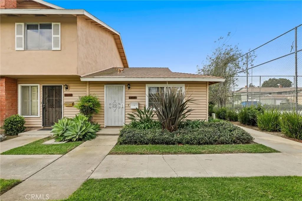 15940 Silvertip Court, Fountain Valley, CA 92708