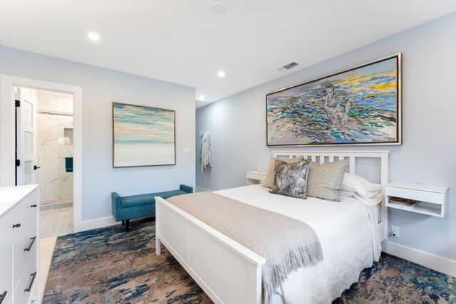 807 SE 11th Court, Fort Lauderdale, FL 33316
