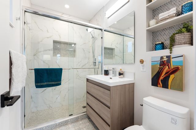 807 SE 11th Court, Fort Lauderdale, FL 33316