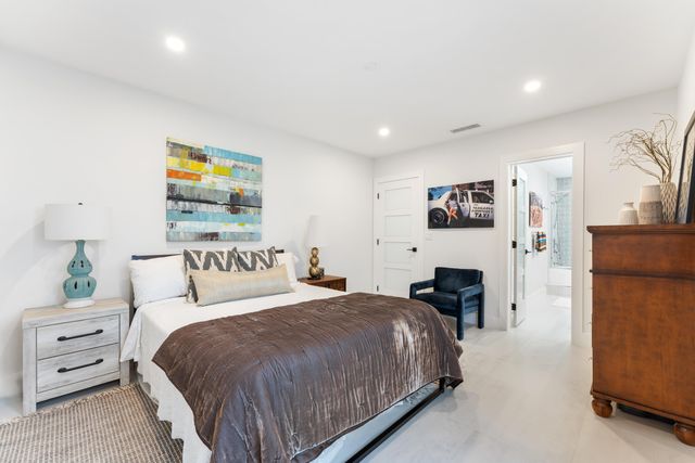 807 SE 11th Court, Fort Lauderdale, FL 33316