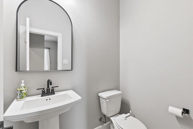 3817 Stonewood Drive, Little Elm, TX 75068