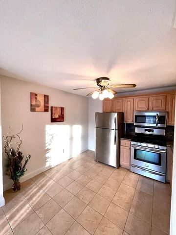 8 Kenmar Dr 58, Billerica, MA 01821