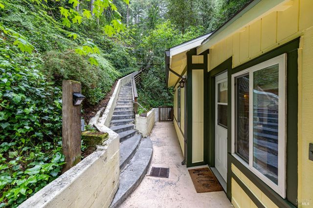 17731 Old Monte Rio Rd, Guerneville, CA 95446