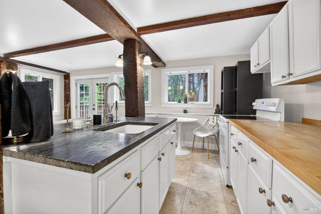 17731 Old Monte Rio Rd, Guerneville, CA 95446