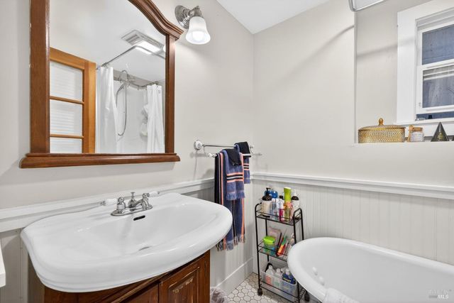 17731 Old Monte Rio Rd, Guerneville, CA 95446