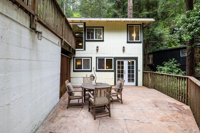 17731 Old Monte Rio Rd, Guerneville, CA 95446