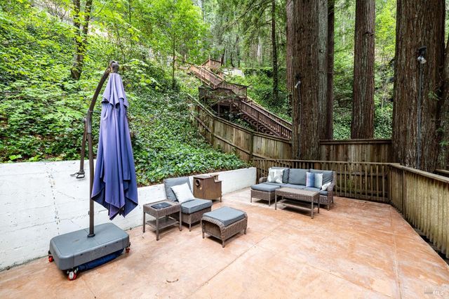 17731 Old Monte Rio Rd, Guerneville, CA 95446