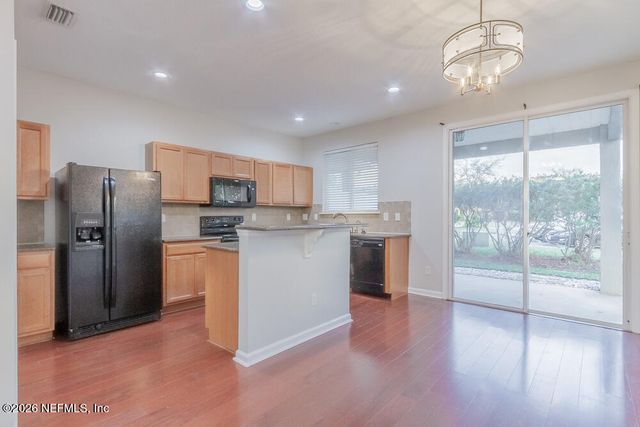 2307 SUNSET BULFF Drive, Jacksonville, FL 32216