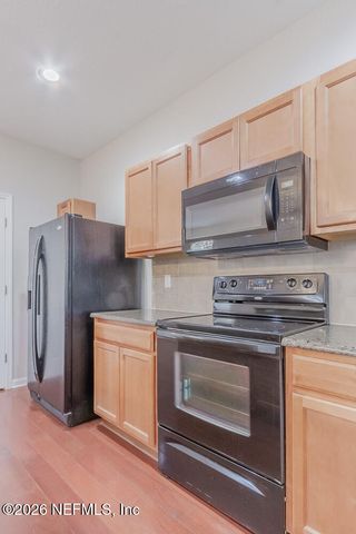 2307 SUNSET BULFF Drive, Jacksonville, FL 32216