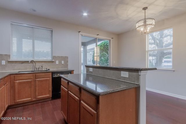 2307 SUNSET BULFF Drive, Jacksonville, FL 32216