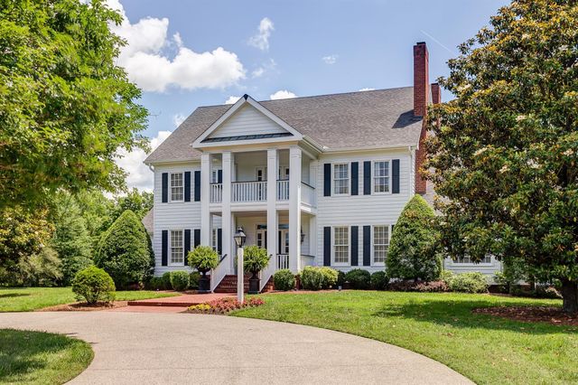 402 Granny White Pike, Brentwood, TN 37027