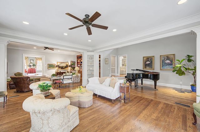 402 Granny White Pike, Brentwood, TN 37027