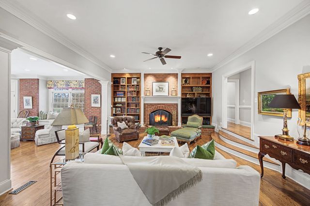 402 Granny White Pike, Brentwood, TN 37027