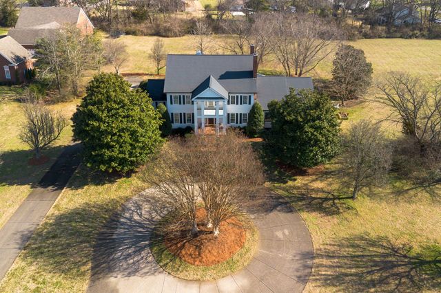 402 Granny White Pike, Brentwood, TN 37027
