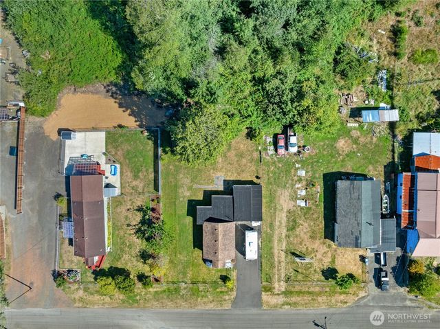 208 E Huntley Street, Aberdeen, WA 98520