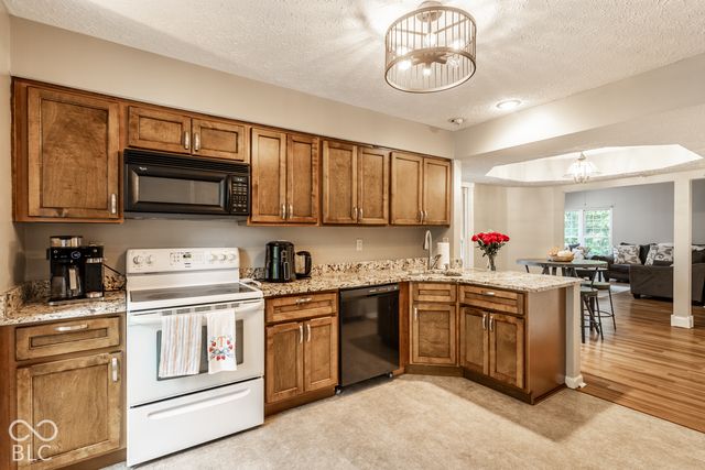 6485 Bayside South, Indianapolis, IN 46250