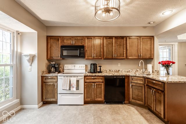 6485 Bayside South, Indianapolis, IN 46250