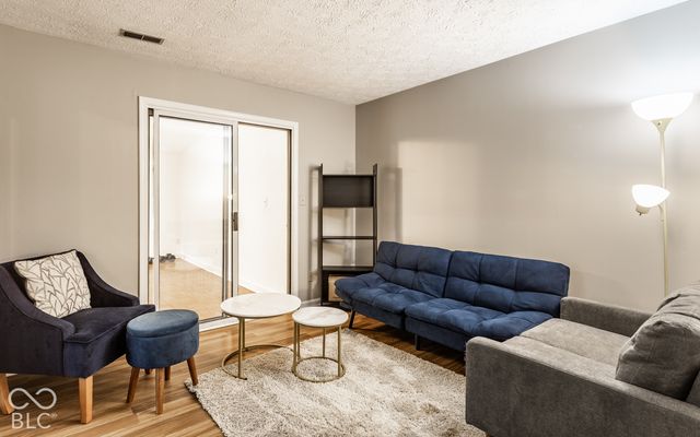 6485 Bayside South, Indianapolis, IN 46250