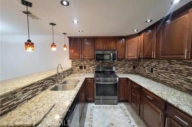 11076 Sharp Avenue C, Mission Hills (san Fernando), CA 91345