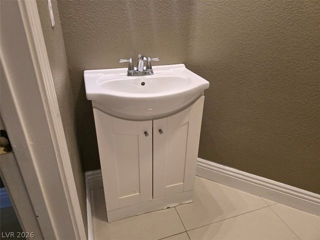 8981 Dorrell Lane, Las Vegas, NV 89149