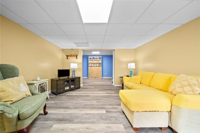 107 Vista Court, North Fayette, PA 15071