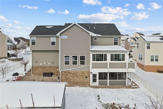 107 Vista Court, North Fayette, PA 15071