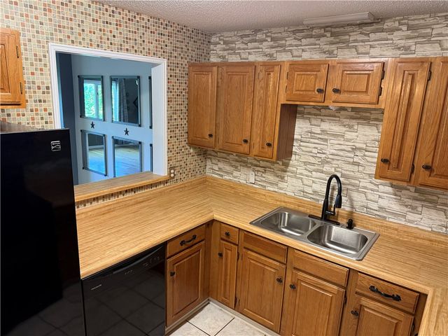 210 Northlake Drive, Anderson, SC 29625