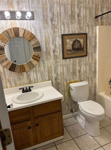 210 Northlake Drive, Anderson, SC 29625