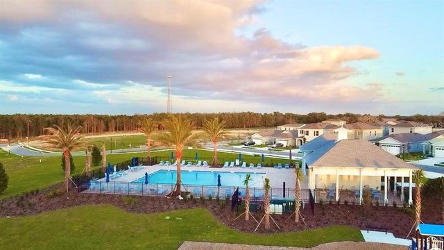 2637 ROWAN STREET, Tavares, FL 32778