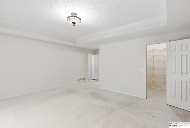 12657 Krug Circle, Omaha, NE 68144