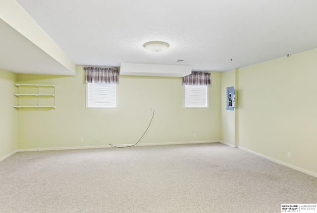 12657 Krug Circle, Omaha, NE 68144