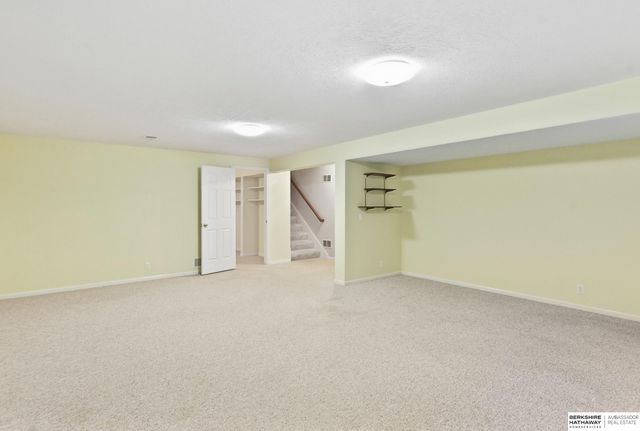 12657 Krug Circle, Omaha, NE 68144