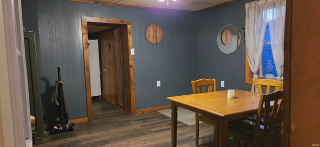 408 E Sycamore Street, Silver Lake, IN 46982