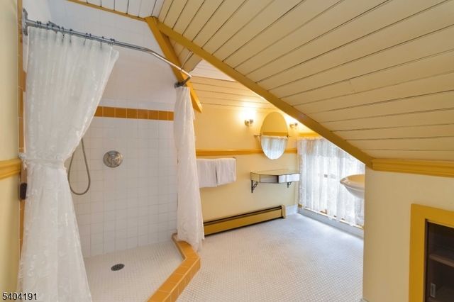 506 Windemere Ave, Mount Arlington Boro, NJ 07856