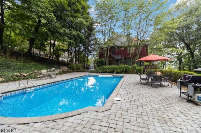 506 Windemere Ave, Mount Arlington Boro, NJ 07856