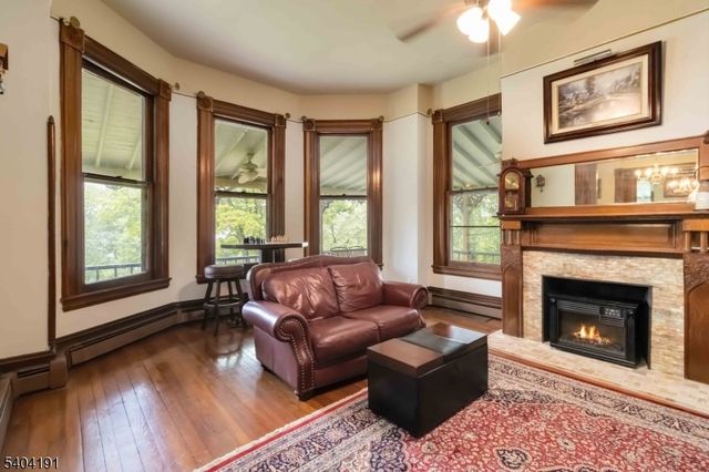 506 Windemere Ave, Mount Arlington Boro, NJ 07856