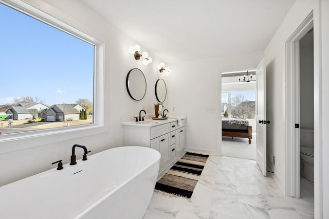 4240 Inland Lane N, Plymouth, MN 55446