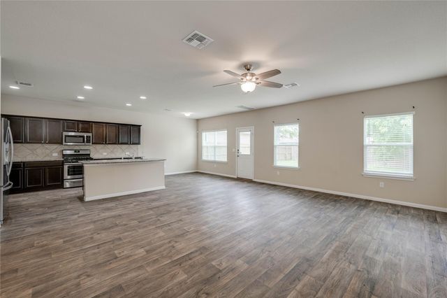 2908 Tilmon LN, Austin, TX 78725