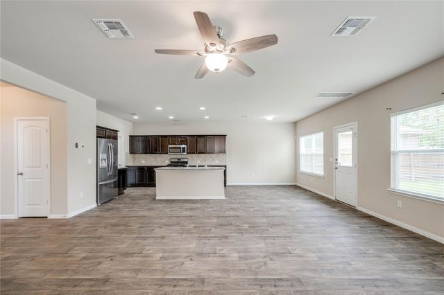 2908 Tilmon LN, Austin, TX 78725