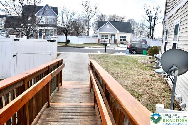 203 East Court Street, Allentown City, PA 18109