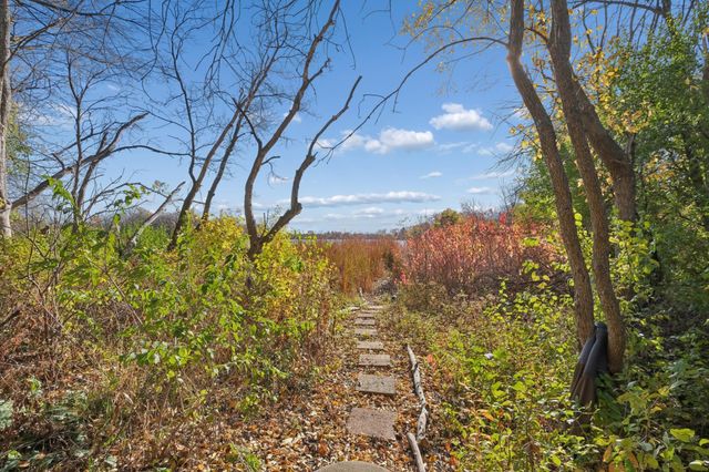 3030 Shields Drive 105, Eagan, MN 55121