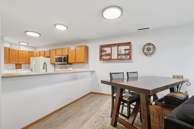 3030 Shields Drive 105, Eagan, MN 55121