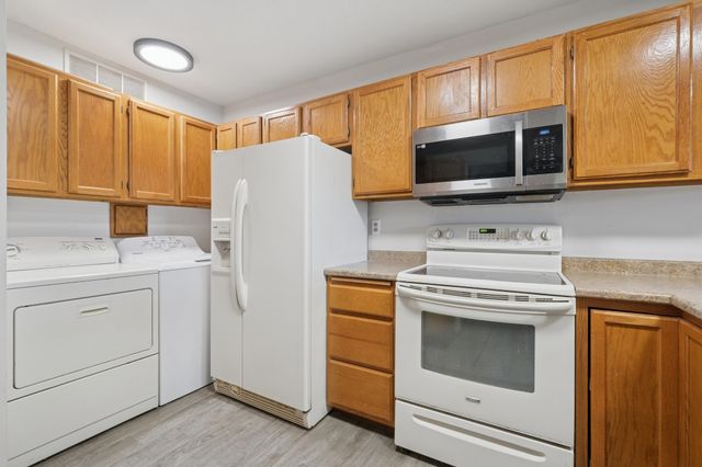 3030 Shields Drive 105, Eagan, MN 55121