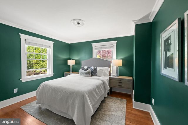 9214 SHELTON ST, Bethesda, MD 20817