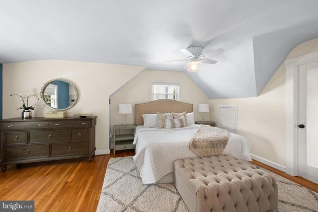 9214 SHELTON ST, Bethesda, MD 20817