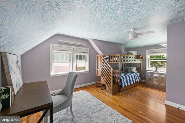 9214 SHELTON ST, Bethesda, MD 20817